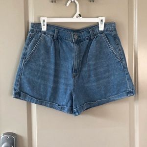 American Eagle Outfitters Mom Shorts with Pleats